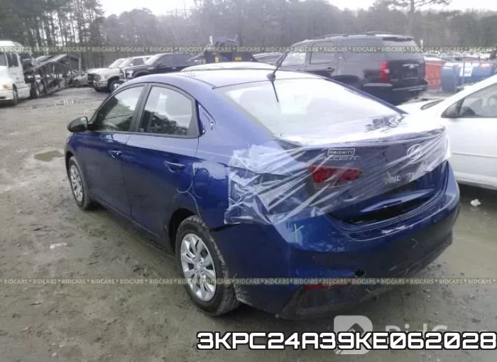 3KPC24A39KE062028 фото 4