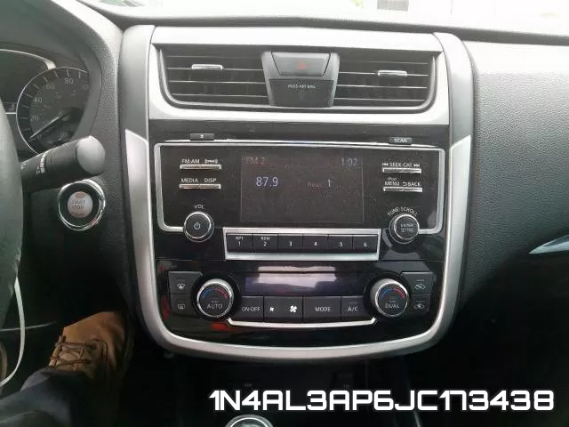 1N4AL3AP6JC173438 фото 10
