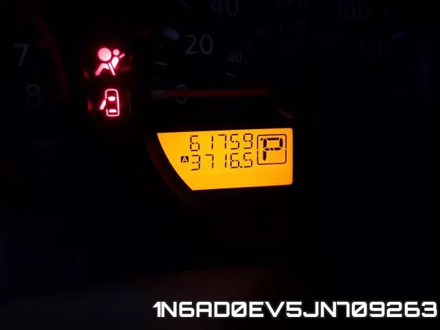1N6AD0EV5JN709263 фото 9