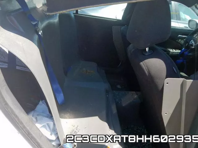 2C3CDXAT8HH602935 фото 7