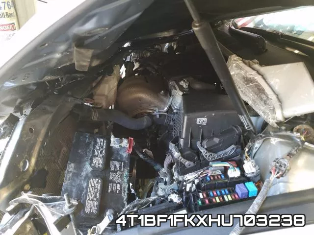 4T1BF1FKXHU703238 фото 8