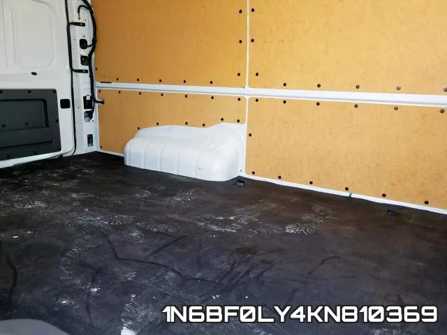 1N6BF0LY4KN810369 фото 7