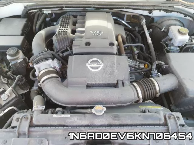 1N6AD0EV6KN706454 фото 8