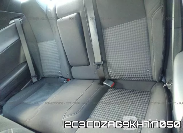 2C3CDZAG9KH717050 фото 9