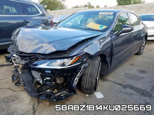 58ABZ1B14KU025669 фото 3