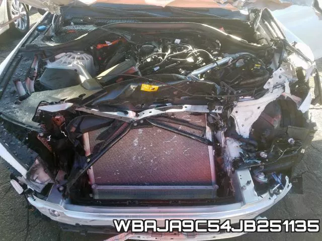 WBAJA9C54JB251135 фото 8