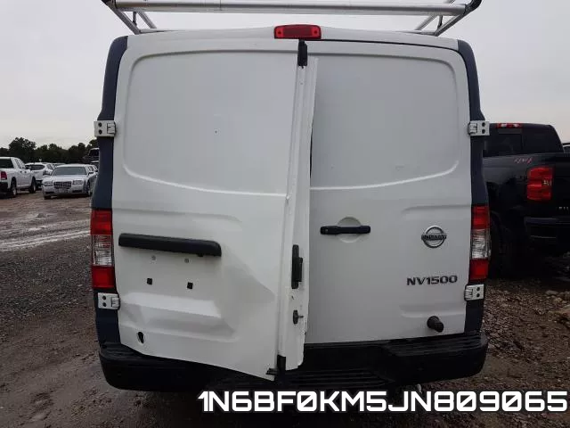 1N6BF0KM5JN809065 фото 10