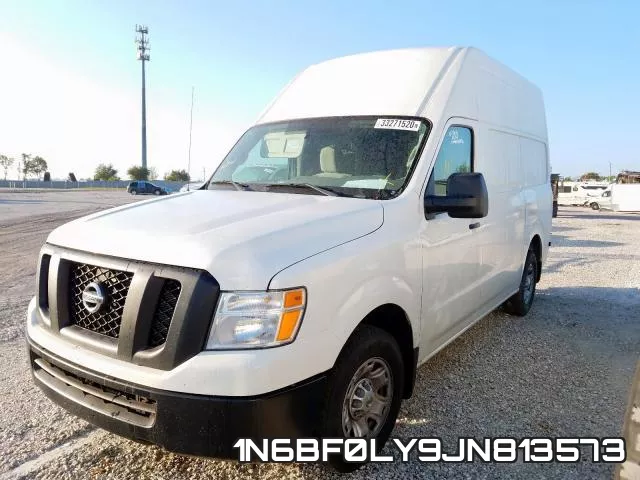 1N6BF0LY9JN813573 фото 3