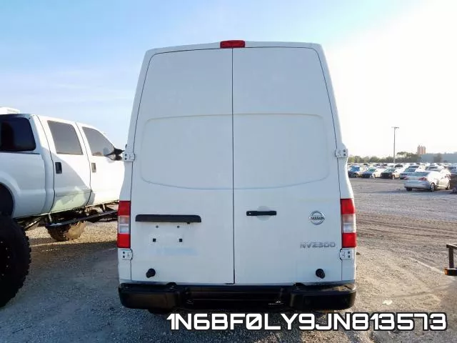 1N6BF0LY9JN813573 фото 10