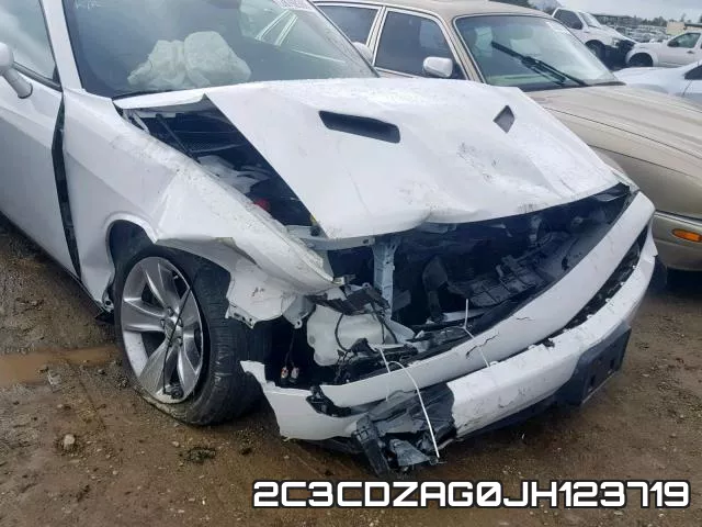 2C3CDZAG0JH123719 фото 10