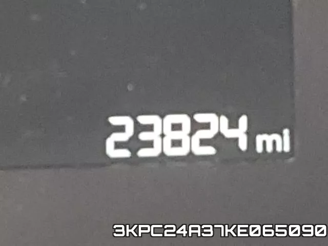 3KPC24A37KE065090 фото 9