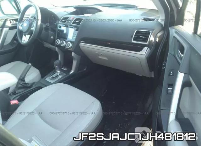 JF2SJAJC7JH481812 фото 6