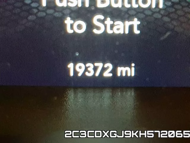 2C3CDXGJ9KH572065 фото 9