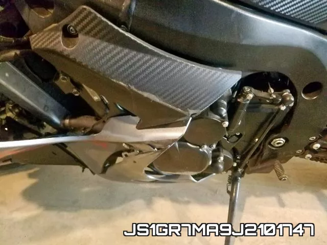 JS1GR7MA9J2101747 фото 8