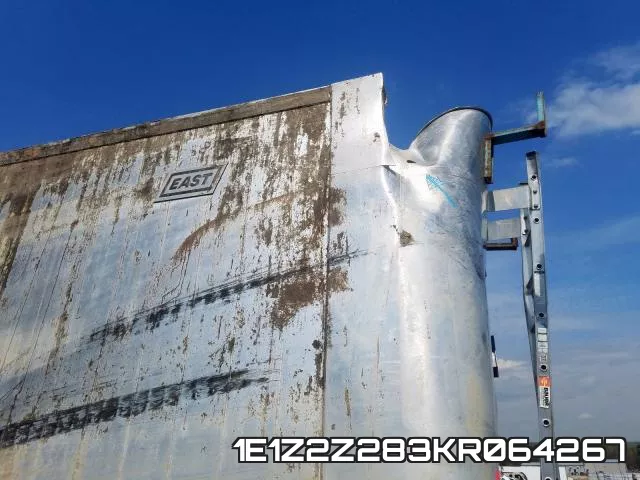 1E1Z2Z283KR064267 фото 10