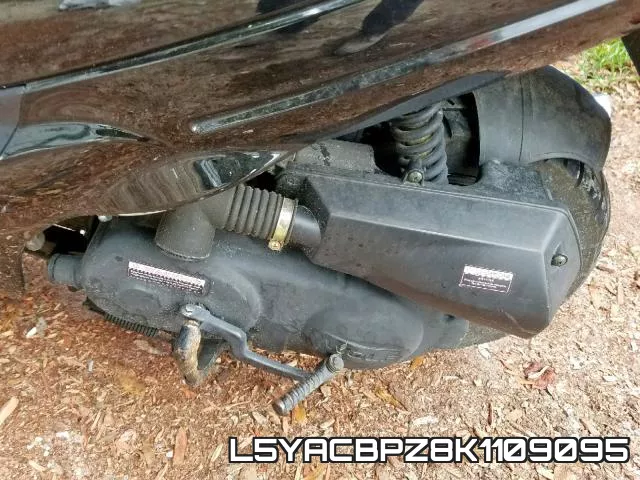 L5YACBPZ8K1109095 фото 8