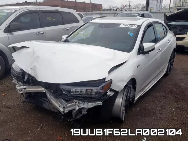 19UUB1F62LA002104 фото 3