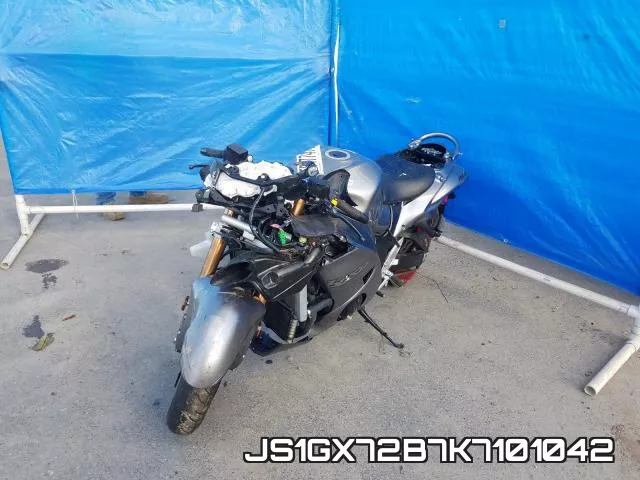 JS1GX72B7K7101042 фото 3
