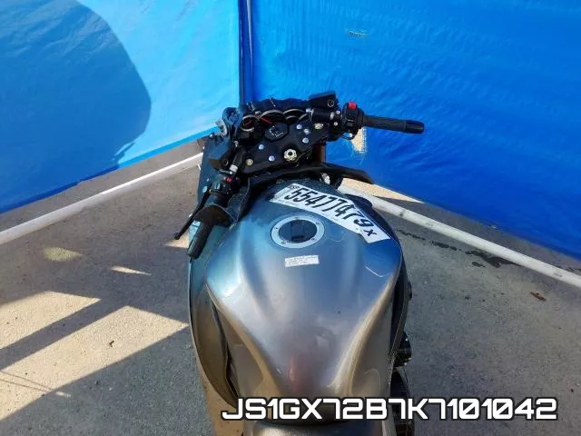 JS1GX72B7K7101042 фото 6