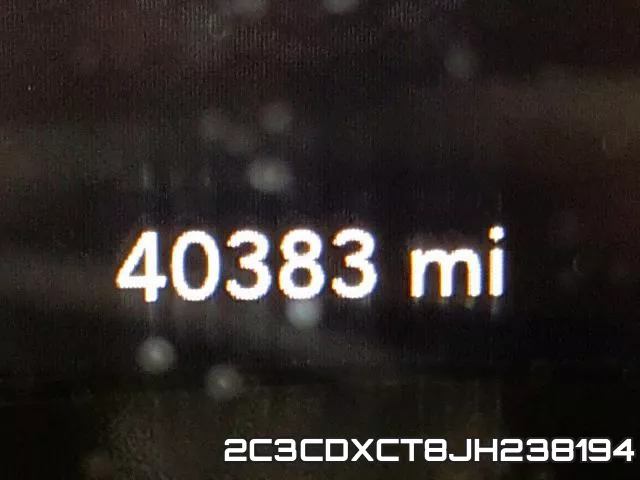 2C3CDXCT8JH238194 фото 9