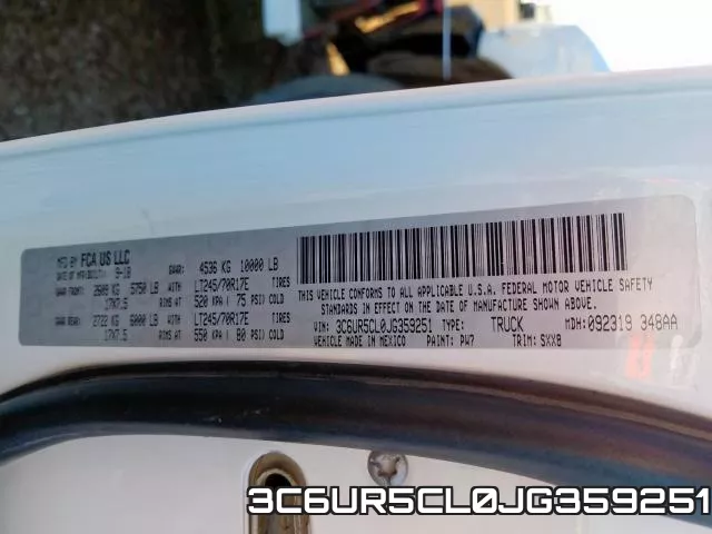 3C6UR5CL0JG359251 фото 2