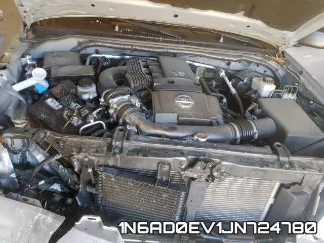 1N6AD0EV1JN724780 фото 8
