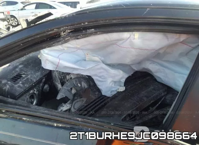 2T1BURHE9JC098664 фото 6