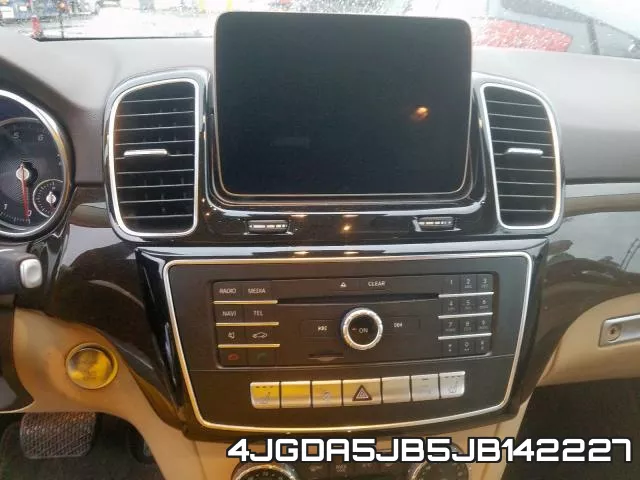 4JGDA5JB5JB142227 фото 10