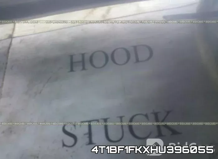 4T1BF1FKXHU396055 фото 2