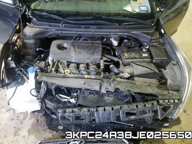 3KPC24A38JE025650 фото 8