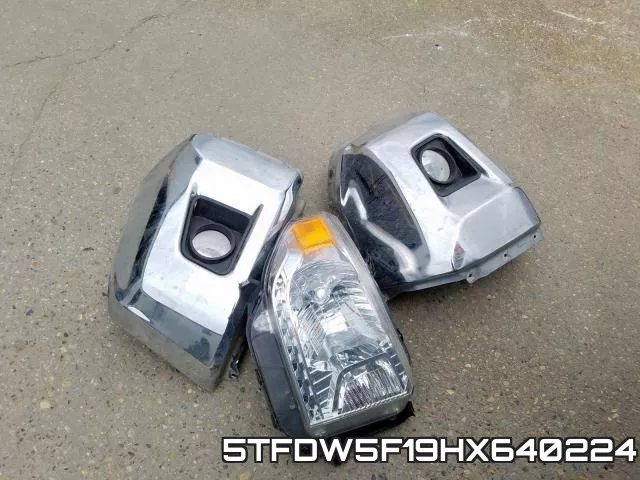 5TFDW5F19HX640224 фото 10