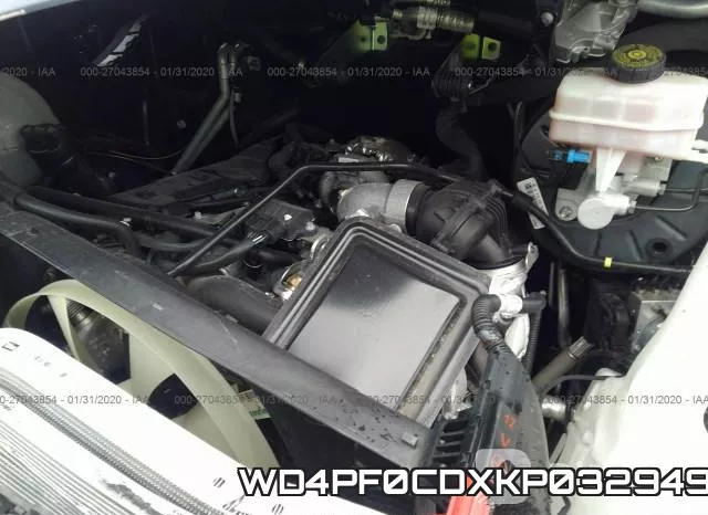WD4PF0CDXKP032949 фото 2