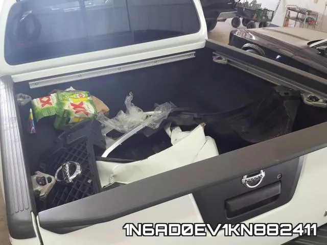 1N6AD0EV1KN882411 фото 10