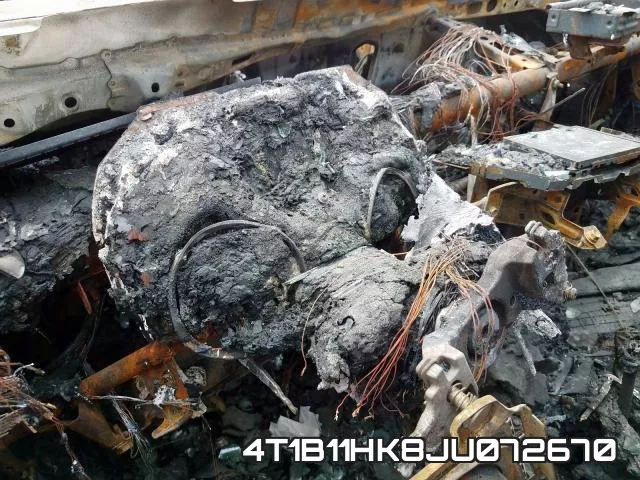 4T1B11HK8JU072670 фото 9