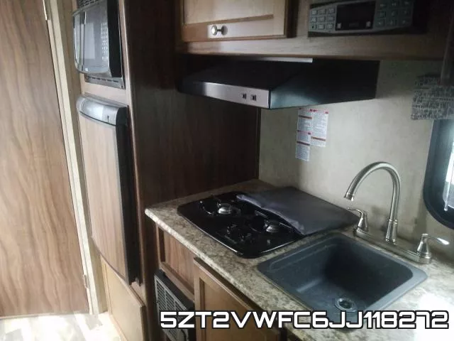 5ZT2VWFC6JJ118272 фото 7