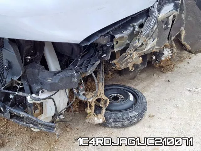 1C4RDJAG1JC210071 фото 10