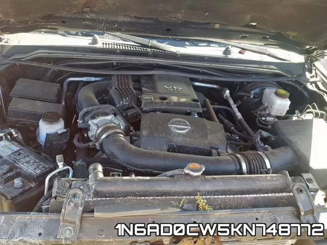 1N6AD0CW5KN748772 фото 8