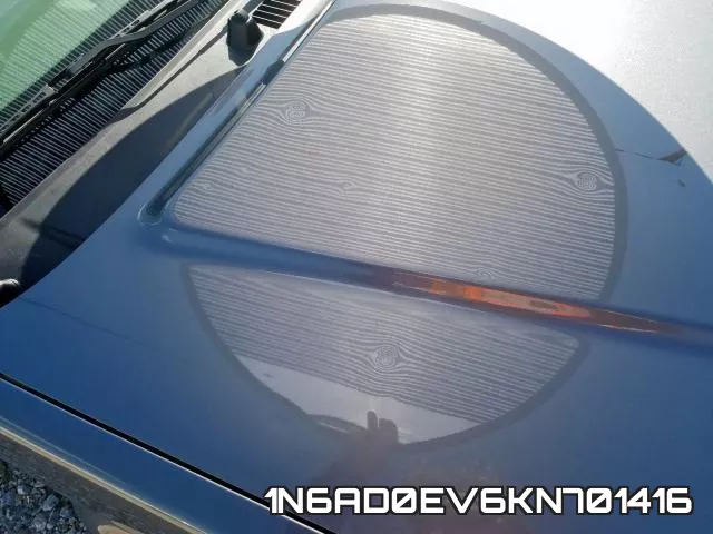 1N6AD0EV6KN701416 фото 10