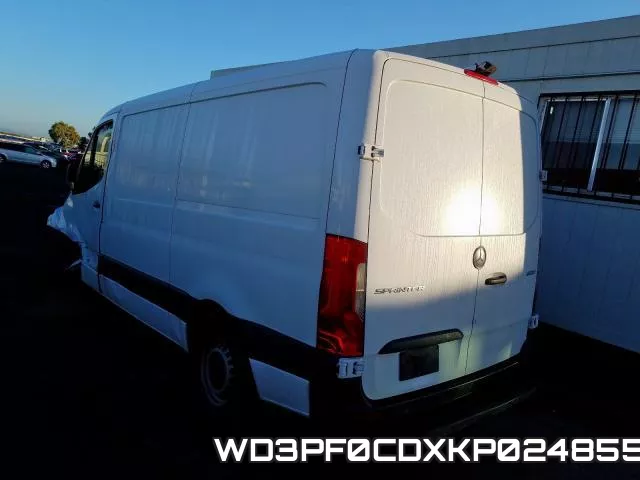 WD3PF0CDXKP024855 фото 4
