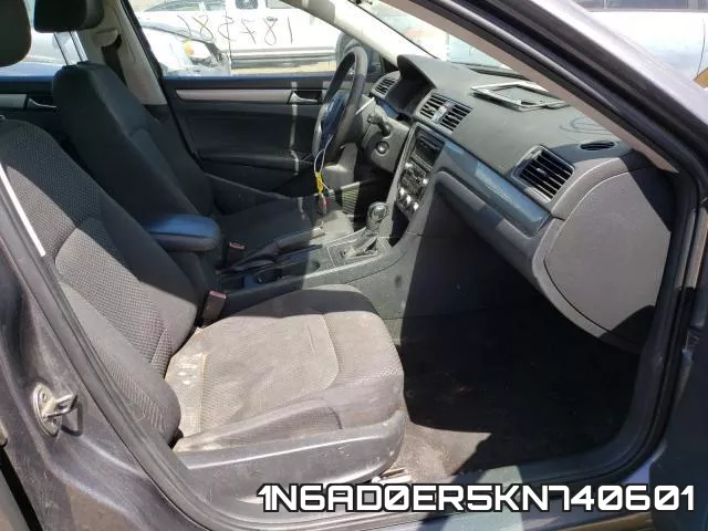 1N6AD0ER5KN740601 фото 6