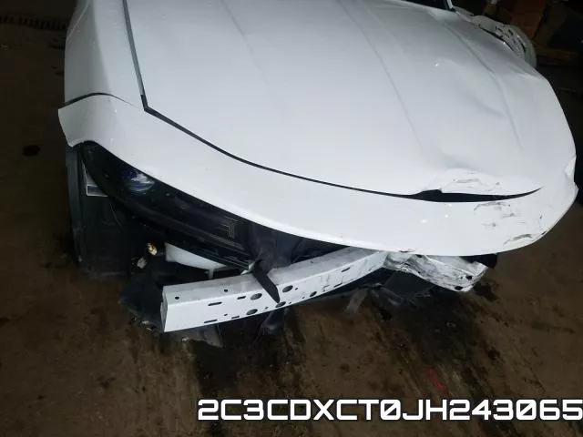 2C3CDXCT0JH243065 фото 10