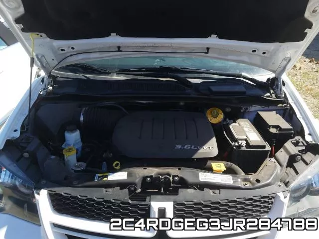 2C4RDGEG3JR284788 фото 8