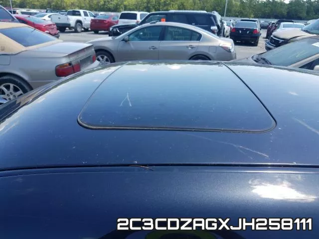 2C3CDZAGXJH258111 фото 10
