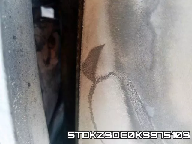 5TDKZ3DC0KS975103 фото 2