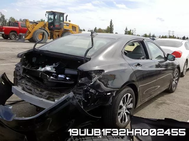 19UUB1F32HA002455 фото 5