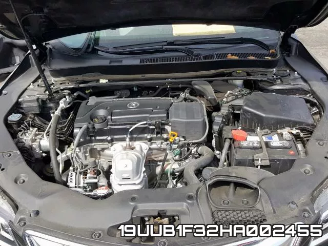 19UUB1F32HA002455 фото 8