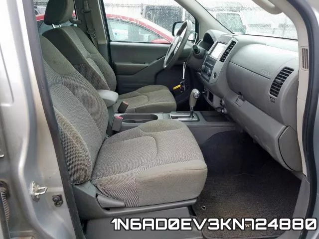 1N6AD0EV3KN724880 фото 6