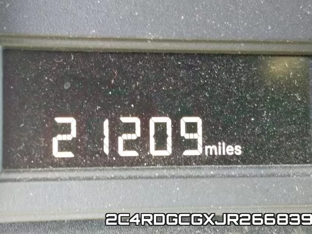 2C4RDGCGXJR266839 фото 9