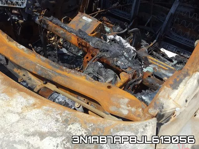 3N1AB7AP8JL613056 фото 2