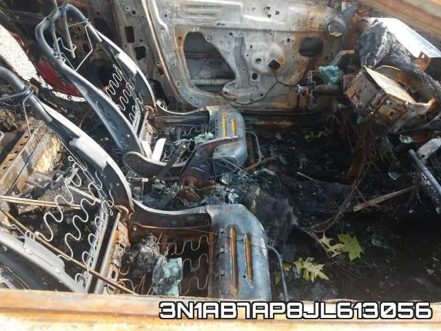 3N1AB7AP8JL613056 фото 6